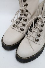 画像4: Dr.Martens （Getta Grip） / LEONA厚底ヒールブーツ UK5 ベージュ S-26-03-14-1016-PU-SH-AS-ZS (4)