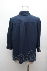 画像4: axes femme POETIQUE / バラメッセージ刺繍ブラウス  紺 S-26-03-14-009-AX-BL-HR-ZS (4)