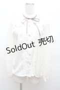 axes femme POETIQUE / 巻き薔薇デザインフリルブラウス  アイボリー S-26-03-14-013-AX-BL-HR-ZS