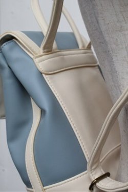 画像3: axes femme / 配色フラップリュック  オフｘサックス S-26-03-15-011-AX-BG-HR-ZS