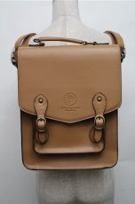 画像2: axes femme / コバ配色サッチェルバッグ  キャメル S-26-03-15-012-AX-BG-HR-ZS (2)