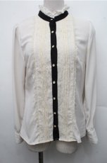 画像1: axes femme POETIQUE / タックレーススタンドネックブラウス  アイボリー S-26-03-15-025-AX-TO-HR-ZS (1)