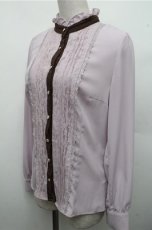 画像3: axes femme POETIQUE / タックレーススタンドネックブラウス  ラベンダー S-26-03-15-032-AX-TO-HR-ZS (3)