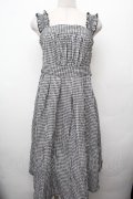 Fi.n.t / 肩ひもシャーリングロングワンピース  黒ｘ白 S-26-03-19-037-CA-OP-AS-ZS