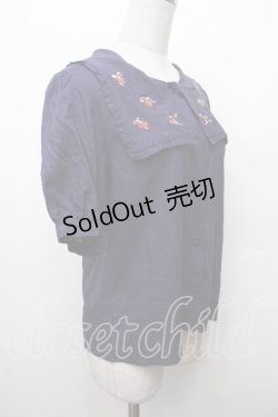 画像3: Fi.n.t / クランベリー刺繍スクエア衿ブラウス  紺 S-26-03-19-019-CA-BL-AS-ZS