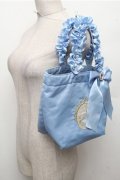 Maison de FLEUR / シンデレラフリルハンドルトートバッグ  サックス S-26-03-21-018-LO-BG-HR-ZS
