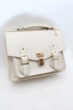 画像1: Amavel / カギ付A4サッチェルバッグ  オフ S-26-03-28-016-CA-BG-AS-ZS