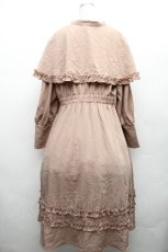 画像2: FLC / MINA*ケープワンピース 3L ベージュ S-26-04-04-062-LO-OP-HR-ZS (2)
