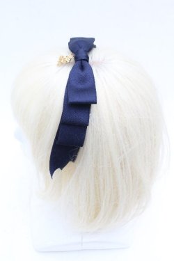 画像2: ALICE and the PIRATES / サテンリボンのまんなかリボンカチューシャ  紺 S-26-04-04-031-PA-AC-AS-ZS