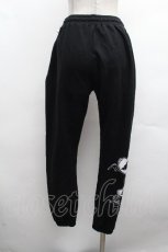 画像3: NieR Clothing / プリントスウェットパンツ  黒 S-26-04-10-060-PU-PA-HR-ZS (3)