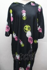 画像1: NieR Clothing / フードプリントプルオーバー  黒 S-26-04-10-021-PU-TO-HR-ZS (1)