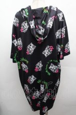 画像2: NieR Clothing / 転写フードプルオーバー  黒 S-26-04-10-022-PU-TO-HR-ZS (2)