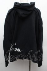 画像2: NieR Clothing / プリントフード付きプルオーバー  黒 S-26-04-10-025-PU-TO-HR-ZT669 (2)