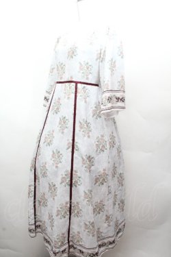 画像2: axes femme / ウォールオーナメント柄ワンピース  白ｘグレー S-26-04-12-040-AX-OP-AS-ZS