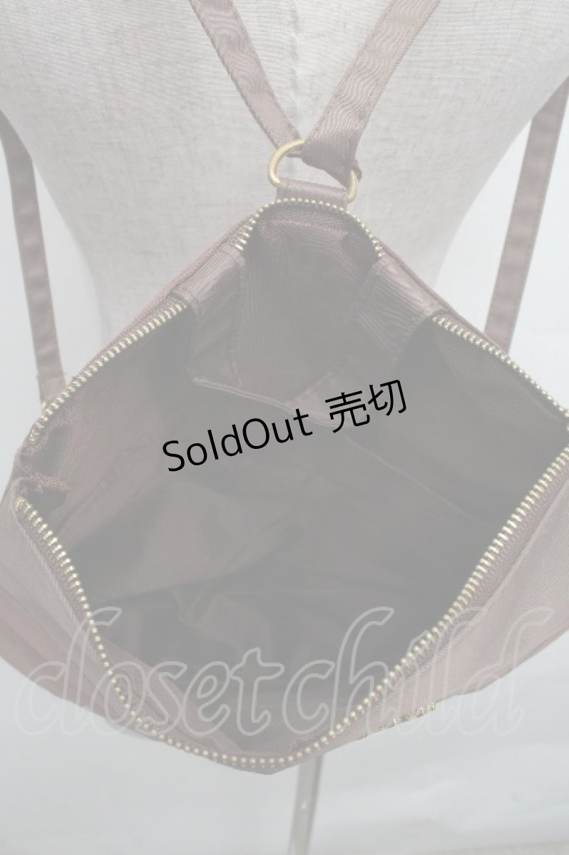 画像4: Q-pot. / メルティービターチョコレートリュック  ブラウン S-26-04-15-012-QP-BG-AS-ZS (4)