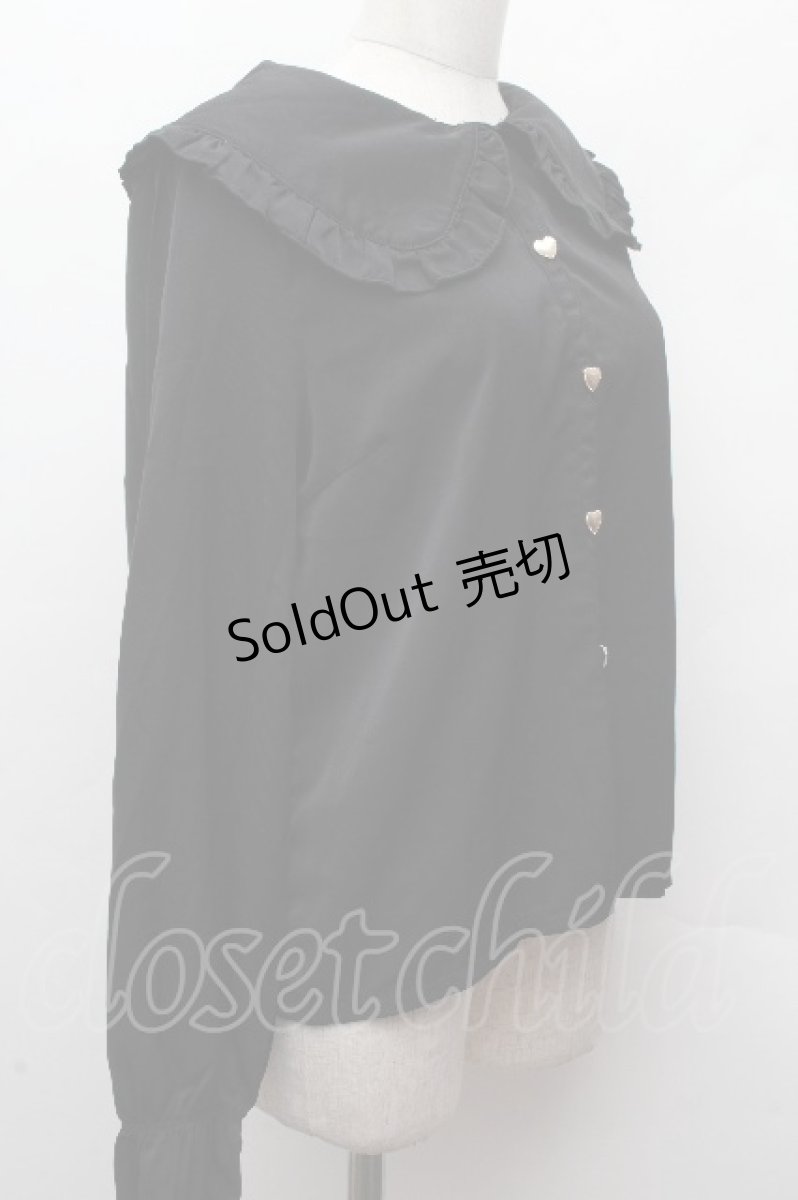 画像3: axes femme POETIQUE / ハート釦丸襟ブラウス  黒 S-26-04-16-037-AX-BL-HR-ZS (3)