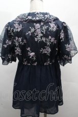画像2: axes femme / チュール刺繍ロングシャツ  紺 S-26-04-19-025-AX-BL-HR-ZS (2)