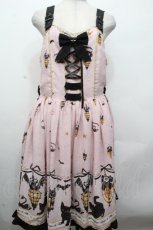 画像1: metamorphose / 【プラスサイズ】まいごの子猫と魔法のランタン ベルトジャンパースカート 2 ピンク S-26-04-24-033-ME-OP-HR-ZS (1)