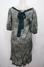 画像2: axes femme / プリントサテンワンピース  グリーン S-26-04-24-048-AX-OP-HR-ZS (2)