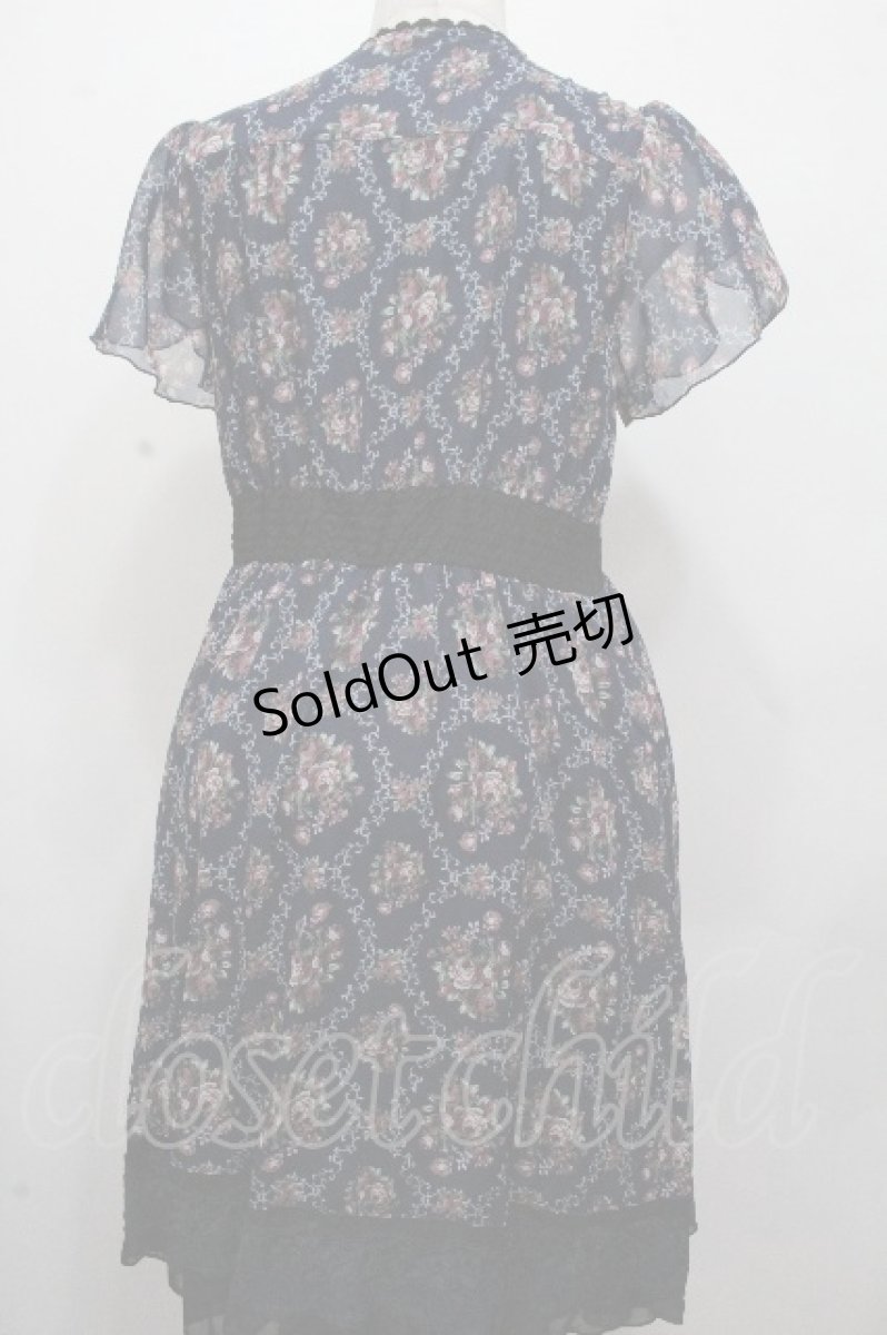 画像2: axes femme / バラオーナメントフレームワンピース  紺 S-26-04-24-051-AX-OP-HR-ZS (2)