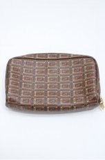 画像1: Q-pot. / ビターチョコレートスクエアポーチ  ブラウン S-26-04-25-037-QP-ZA-HR-ZS (1)