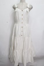画像1: axes femme POETIQUE / ティアードロングワンピース  白 S-26-04-25-1020-AX-OP-AS-ZS (1)