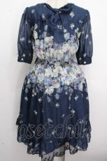 画像2: axes femme / ローズパネル後ろリボンワンピース  ブルー S-26-04-26-043-AX-OP-HR-ZS (2)