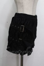 画像2: SEXY DYNAMITE LONDON (CHOICE) / ベルトデザインデニムスカート  黒 S-26-04-26-057-PU-SK-HR-ZS (2)