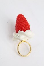 画像1: Q-pot. /  Fresh Straeberryリング  白ｘ赤 S-26-04-26-009-QP-AC-AS-ZS (1)