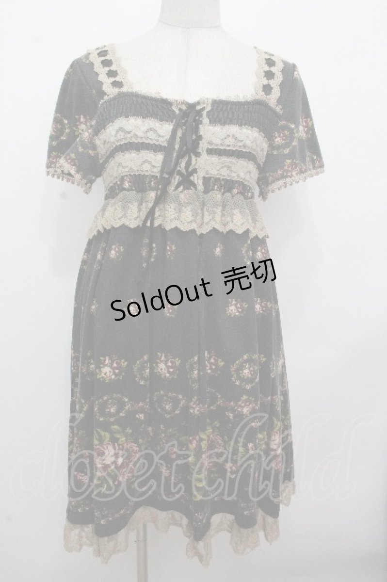 画像1: axes femme / カットソー花リース柄チュニ  黒 S-26-04-27-033-AX-OP-HR-ZS (1)