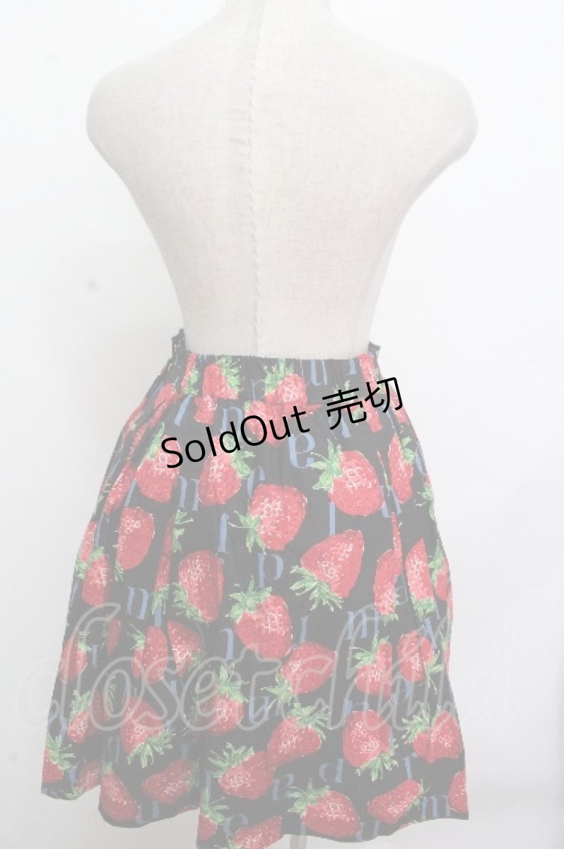 画像2: Jane Marple / Strawberry Meets Logoスカート  黒 S-26-04-27-039-JM-SK-AS-ZS (2)