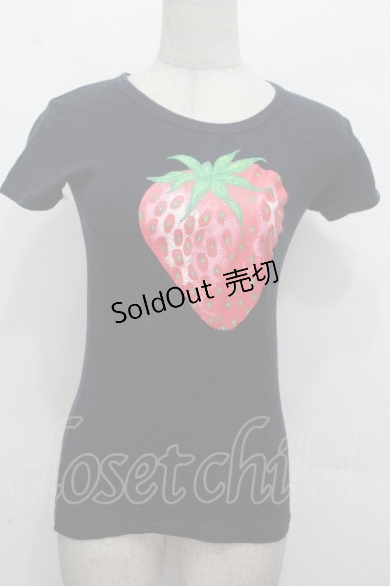 画像1: MILK / イチゴプリントTシャツ  紺 S-26-04-27-018-ML-TS-AS-ZS (1)