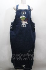 画像1: PINK HOUSE / White Cloverリース＆sleeping rabbit刺繍デニムジャンパースカート  青 S-26-04-30-039-LO-OP-AS-ZS (1)