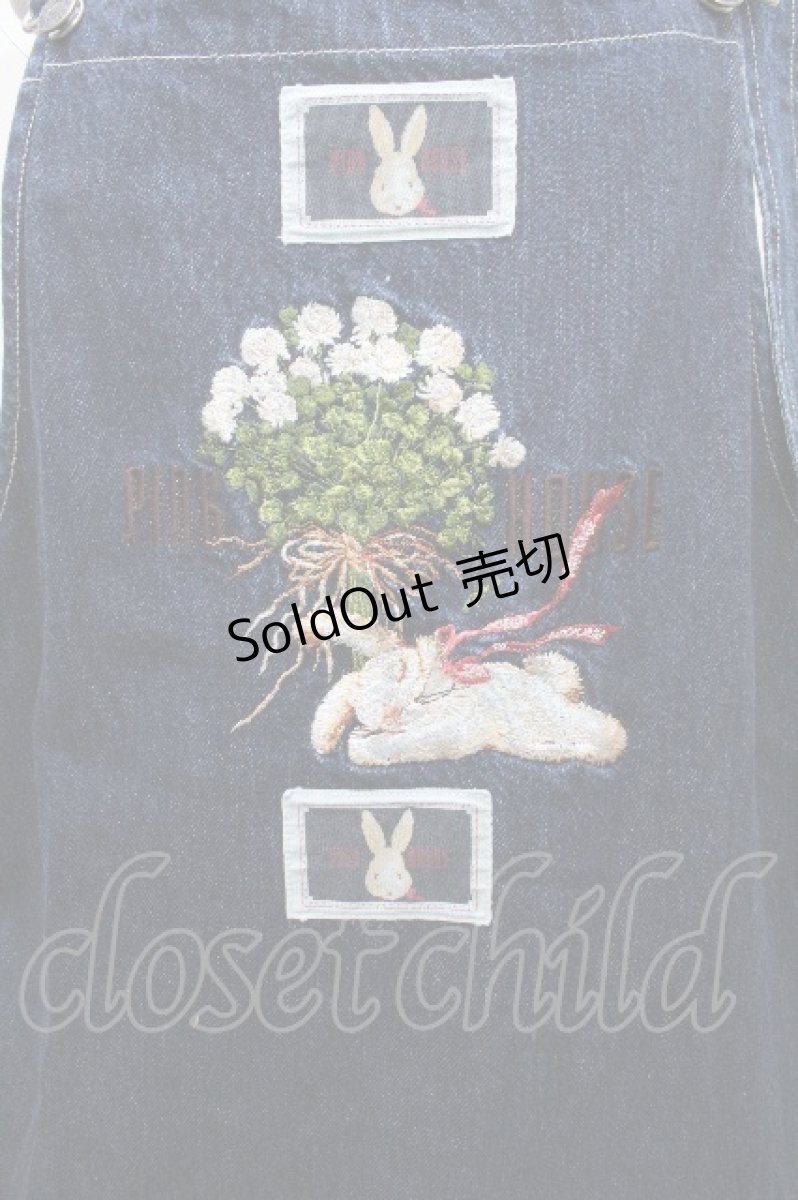 画像2: PINK HOUSE / White Cloverリース＆sleeping rabbit刺繍デニムジャンパースカート  青 S-26-04-30-039-LO-OP-AS-ZS (2)