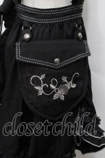 画像5: Ozz oneste / 薔薇刺繍エプロン  黒 S-26-04-30-1037-OO-TO-HR-ZS (5)
