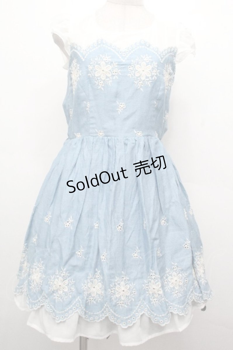画像1: axes femme / 刺繍入りワンピース  サックスｘアイボリー S-26-05-02-037-AX-OP-HR-ZS (1)