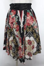 画像1: axes femme / スカーフ柄イレギュラースカート  黒 S-26-05-02-057-AX-SK-HR-ZS (1)