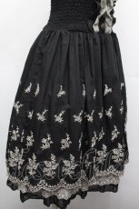 画像3: axes femme / 刺繍入りハイウエストスカート  黒 S-26-05-02-060-AX-SK-HR-ZS (3)