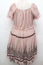 画像2: axes femme / 花刺繍シフォンチュニック M ピンクベージュ S-26-05-03-052-AX-TS-HR-ZS (2)