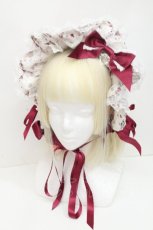 画像1: BABY,THE STARS SHINE BRIGHT / Cinderella きらめく魔法の舞踏会 柄ボンネット  白ｘワイン S-26-05-04-022-BA-AC-AS-ZS (1)