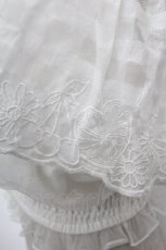 画像4: LIZ LISA / さくらんぼ刺繍オフショルトップス  白 S-26-05-05-032-LO-TO-HR-ZS (4)