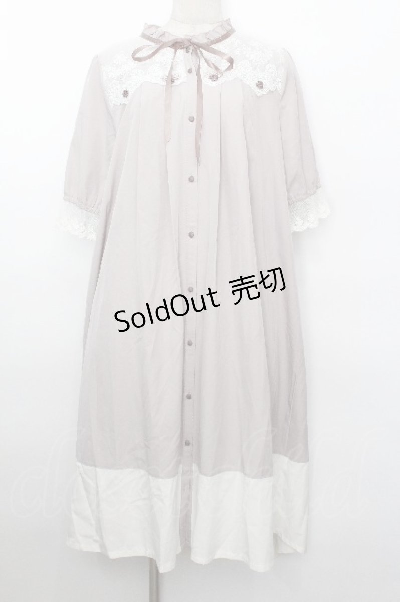 画像1: axes femme / バックレースノースリワンピース  黒ｘカーキ S-26-05-05-048-AX-OP-HR-ZS (1)