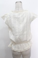 画像2: axes femme / エンブロイダリー肩フリルブラウス  キナリ S-26-05-06-010-AX-BL-HR-ZS (2)