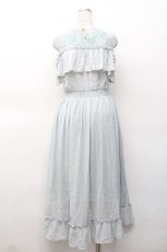画像2: axes femme POETIQUE / シアーチェック肩あきワンピース  サックス S-26-05-07-049-AX-OP-AS-ZS (2)