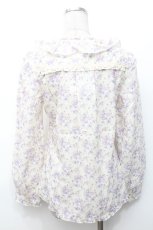 画像2: axes femme / 小花ブーケ柄縦フリルブラウス  オフ S-26-05-07-021-AX-BL-AS-ZS (2)