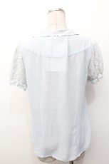 画像2: axes femme / レース襟付きブラウス  サックス S-26-05-07-028-AX-BL-HR-ZS (2)