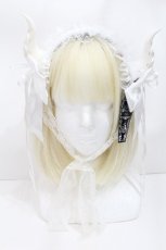 画像2: Estrellas / デビルホーン編み上げリボンヘッドドレス  白 S-26-05-11-004-LO-AC-HR-ZS (2)