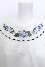 画像3: axes femme / 紫陽花刺繍ブラウス  白 S-26-05-12-015-AX-BL-HR-ZS (3)