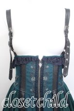画像3: Ozz oneste / 魔法陣刺繍ベルトデザインジャンパースカート  グリーン S-26-05-17-008-OO-OP-SA-ZS (3)