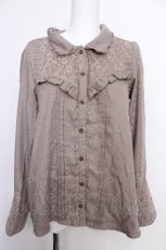画像1: axes femme / フロントレース&ピンタックブラウス  ベージュ S-26-05-18-022-AX-BL-AS-ZS (1)